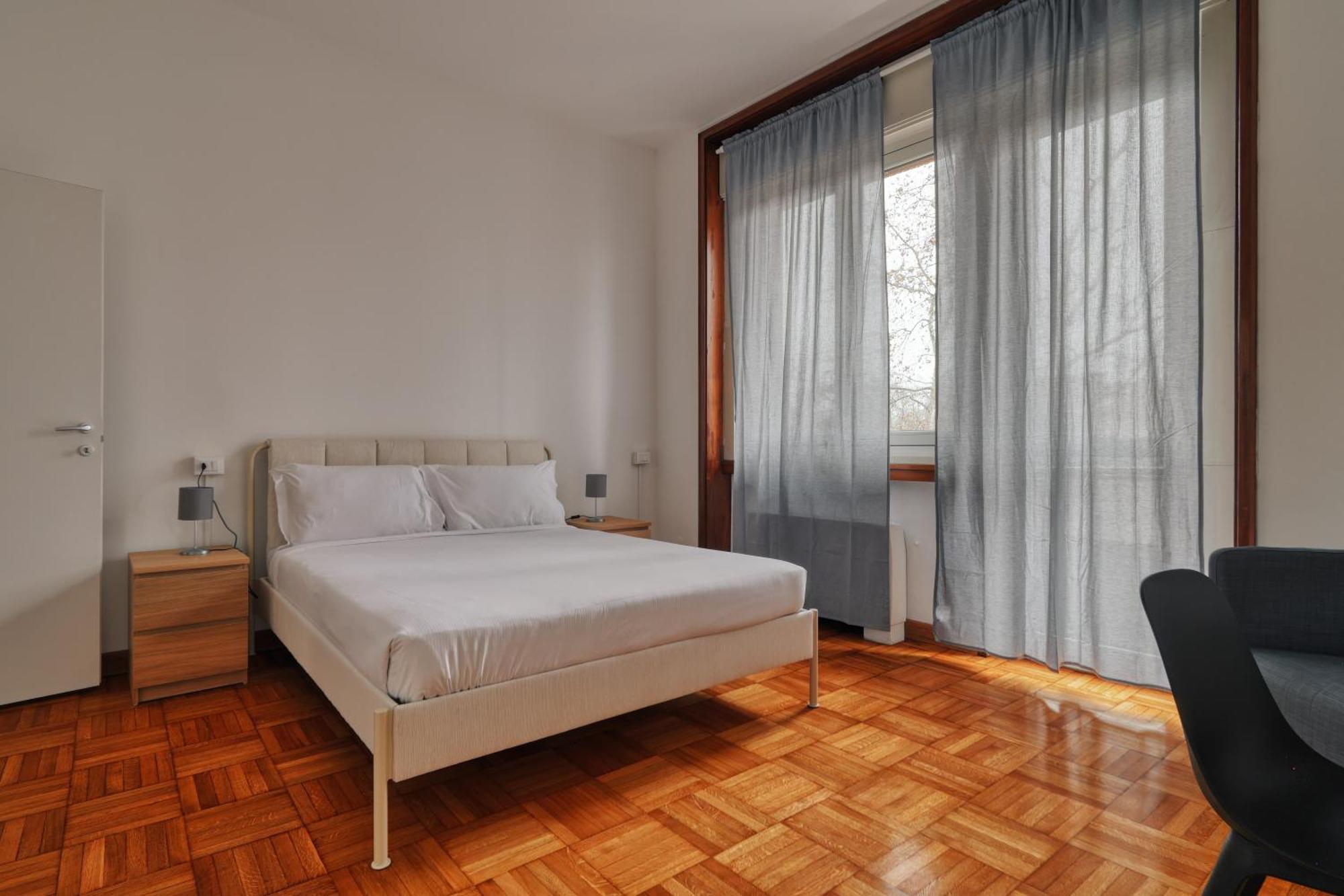 Joivy Chic 3-Bed Flat Near Colonne Di San Lorenzo Мілан Екстер'єр фото