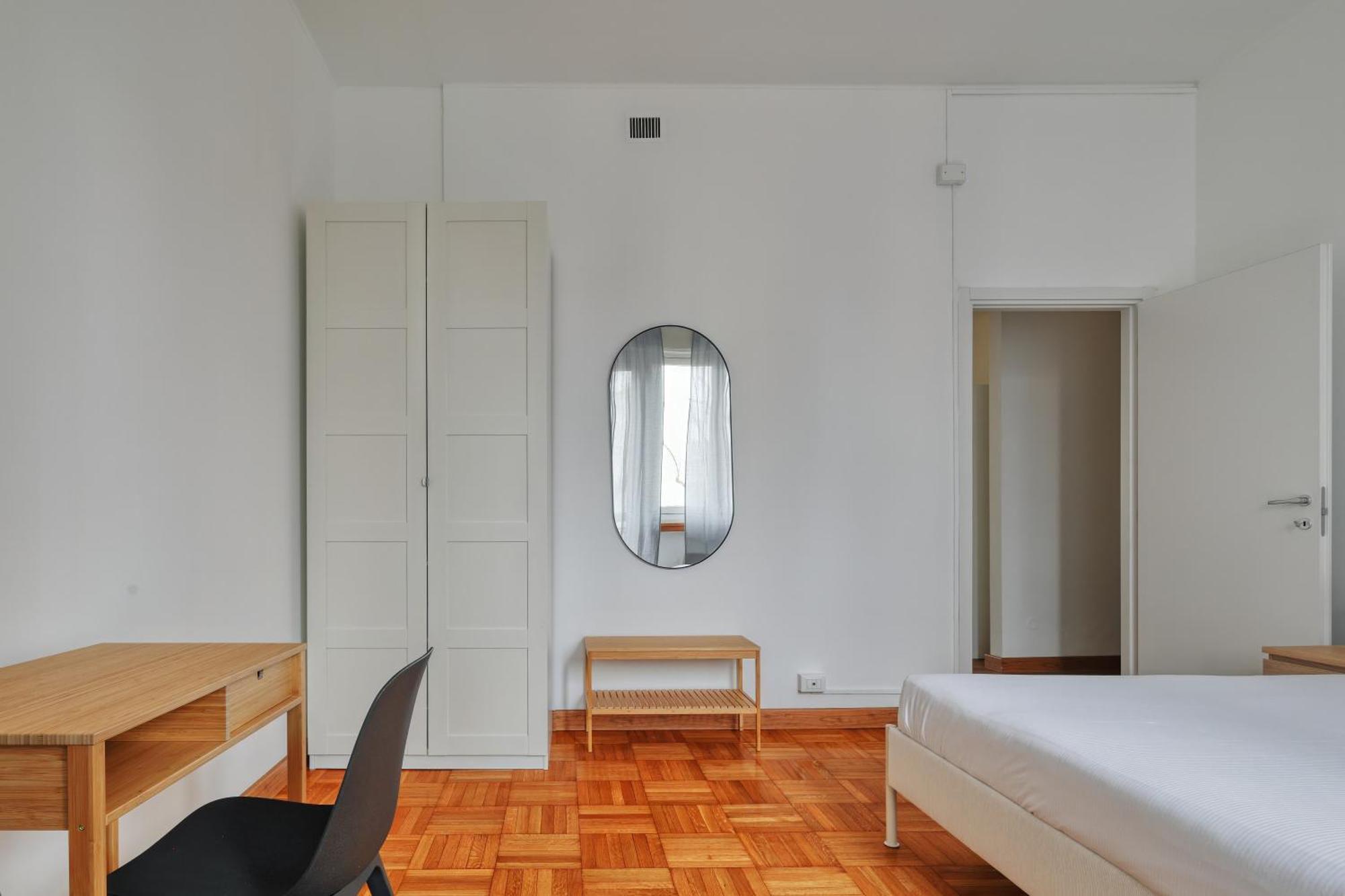 Joivy Chic 3-Bed Flat Near Colonne Di San Lorenzo Мілан Екстер'єр фото