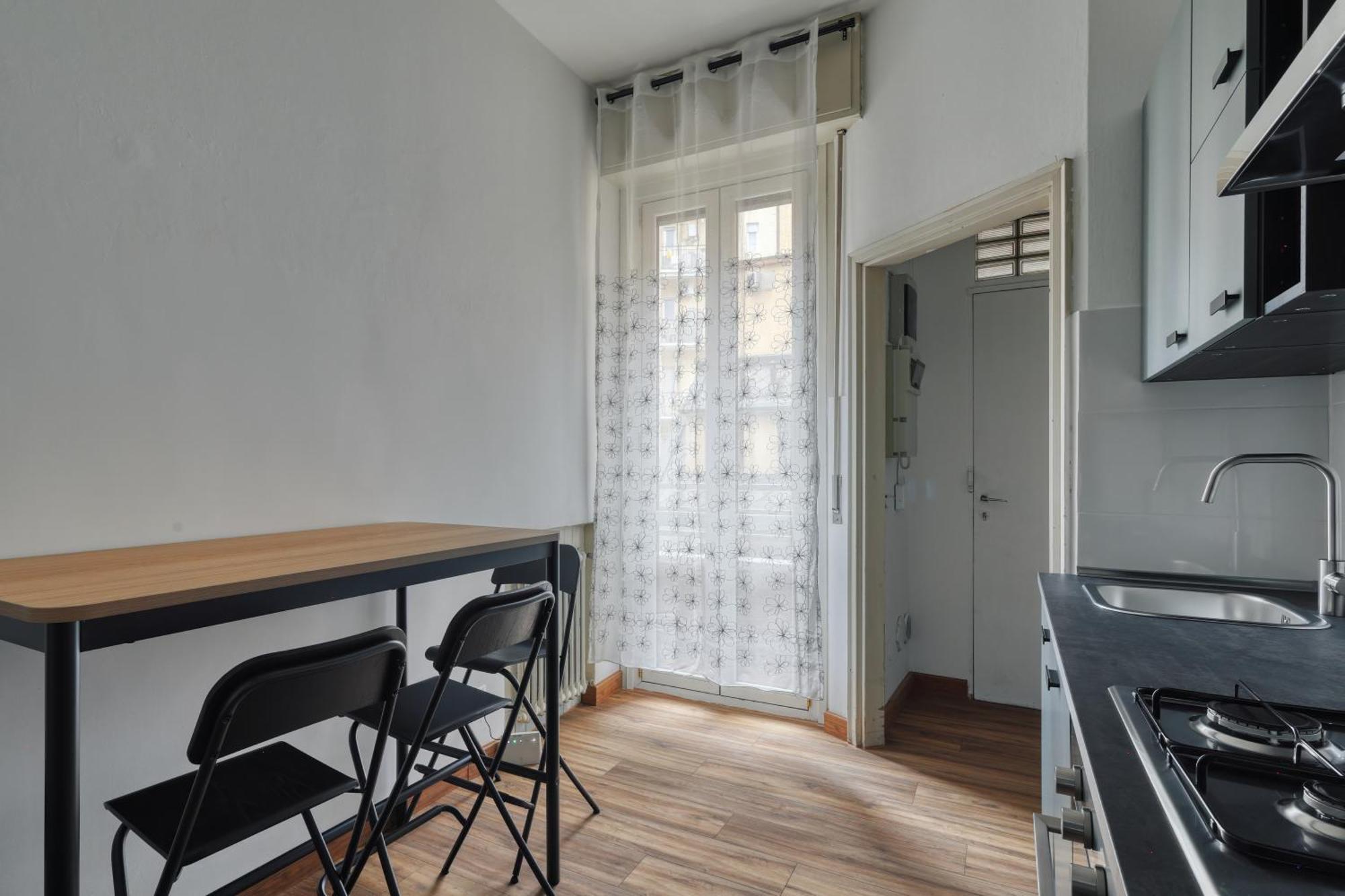Joivy Chic 3-Bed Flat Near Colonne Di San Lorenzo Мілан Екстер'єр фото